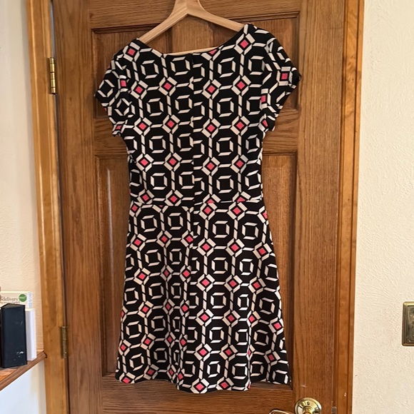 41 Hawthorn Black and White Fit and Flare Mini Dress - Picture 5 of 6